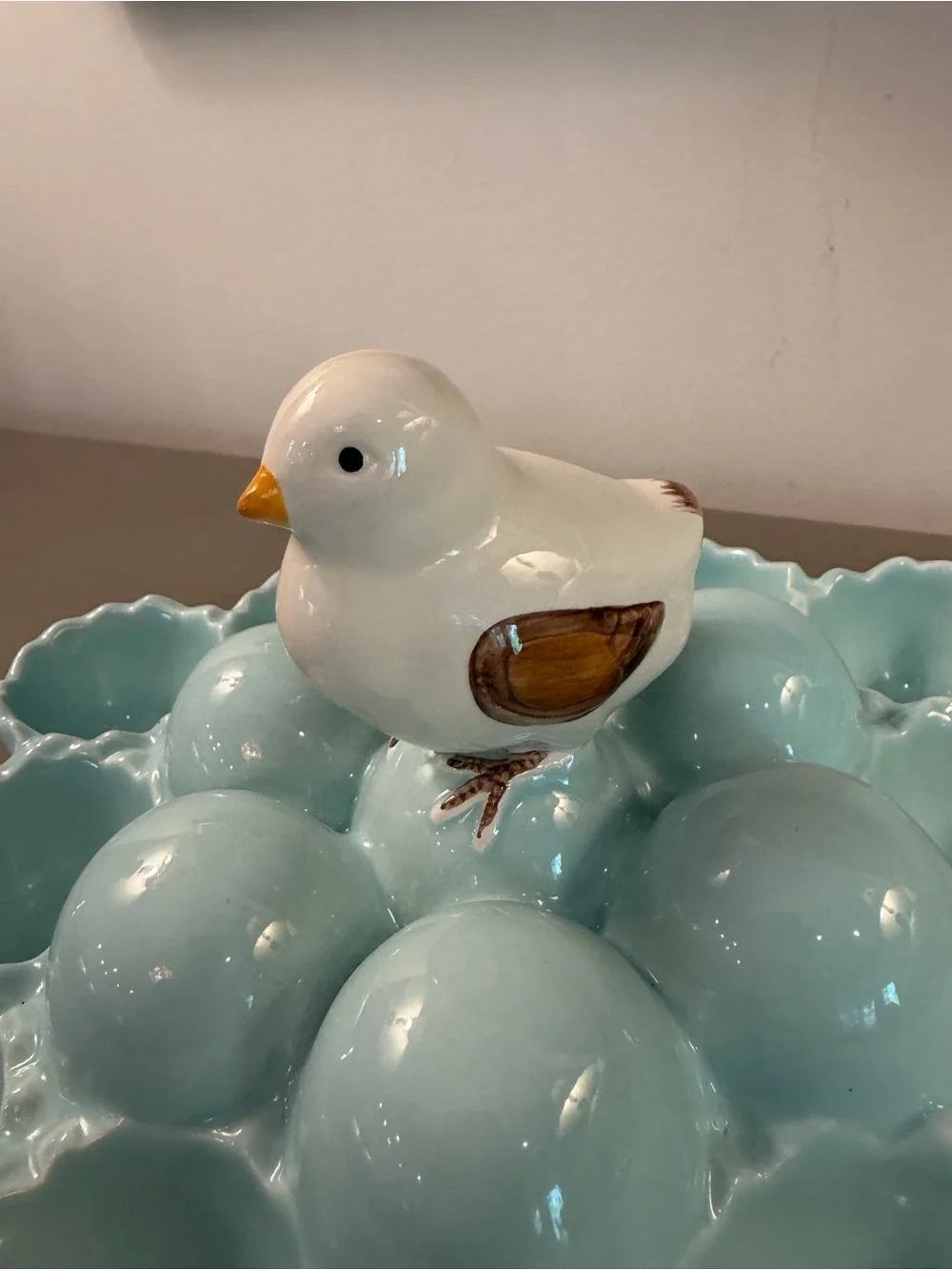 Vintage Harry & David Easter Deviled  Dyed Egg Holder Chick 12 Eggs Light Blue